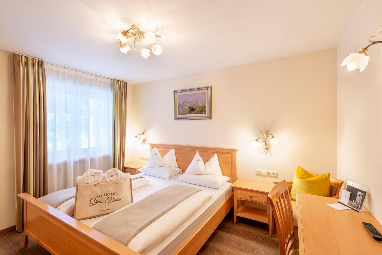 Hotel Gran Fanes Corvara In Badia Exterior photo